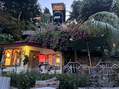 Blue Harbour Coffee at Tri-Trang Beach